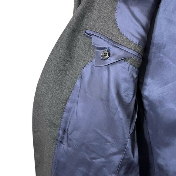 Welcome to my closet! This item has sold. - Picture 8 of 13